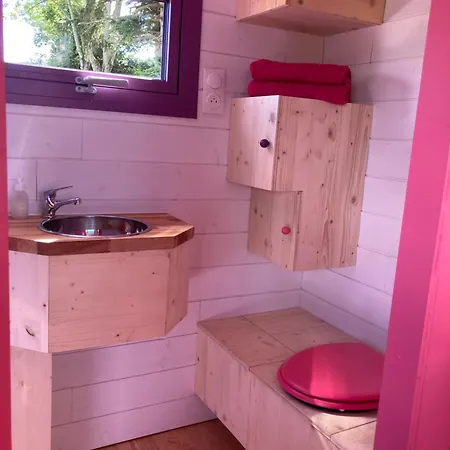 La Tiny De Papa Lodge *